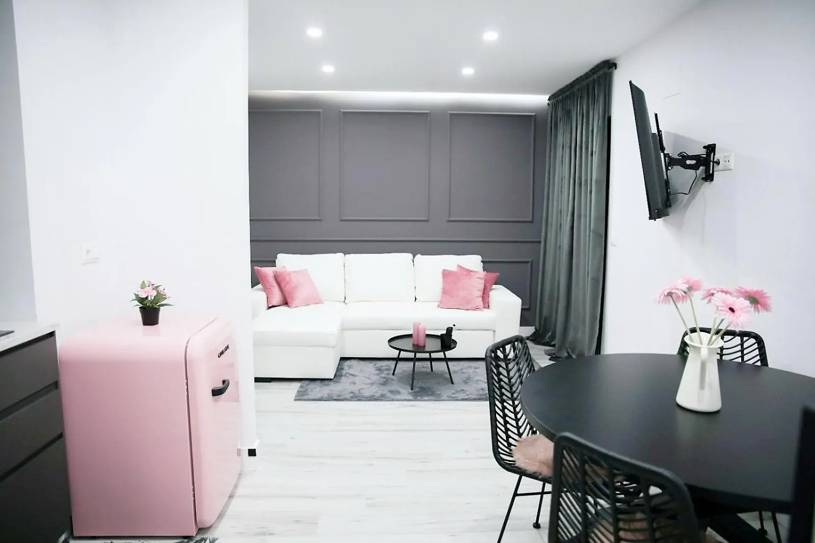 Apartamento Deluxe Lineros 34 Con Parking A 150 Mts Cordoba 0*,  Spain